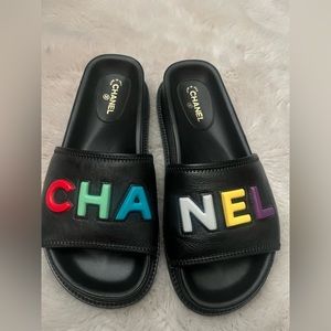 CHANEL black multicolored lambskin mules/slides size-37